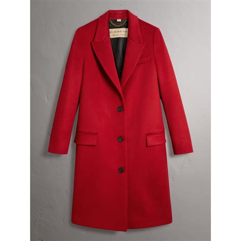 red Burberry coat pattern